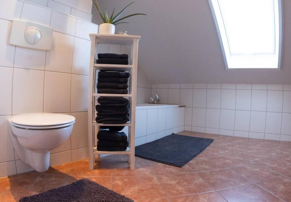 Moderne, Gemuetliche Dg-Wohnung In Ruhiger Lage Neunburg vorm Wald Luaran gambar