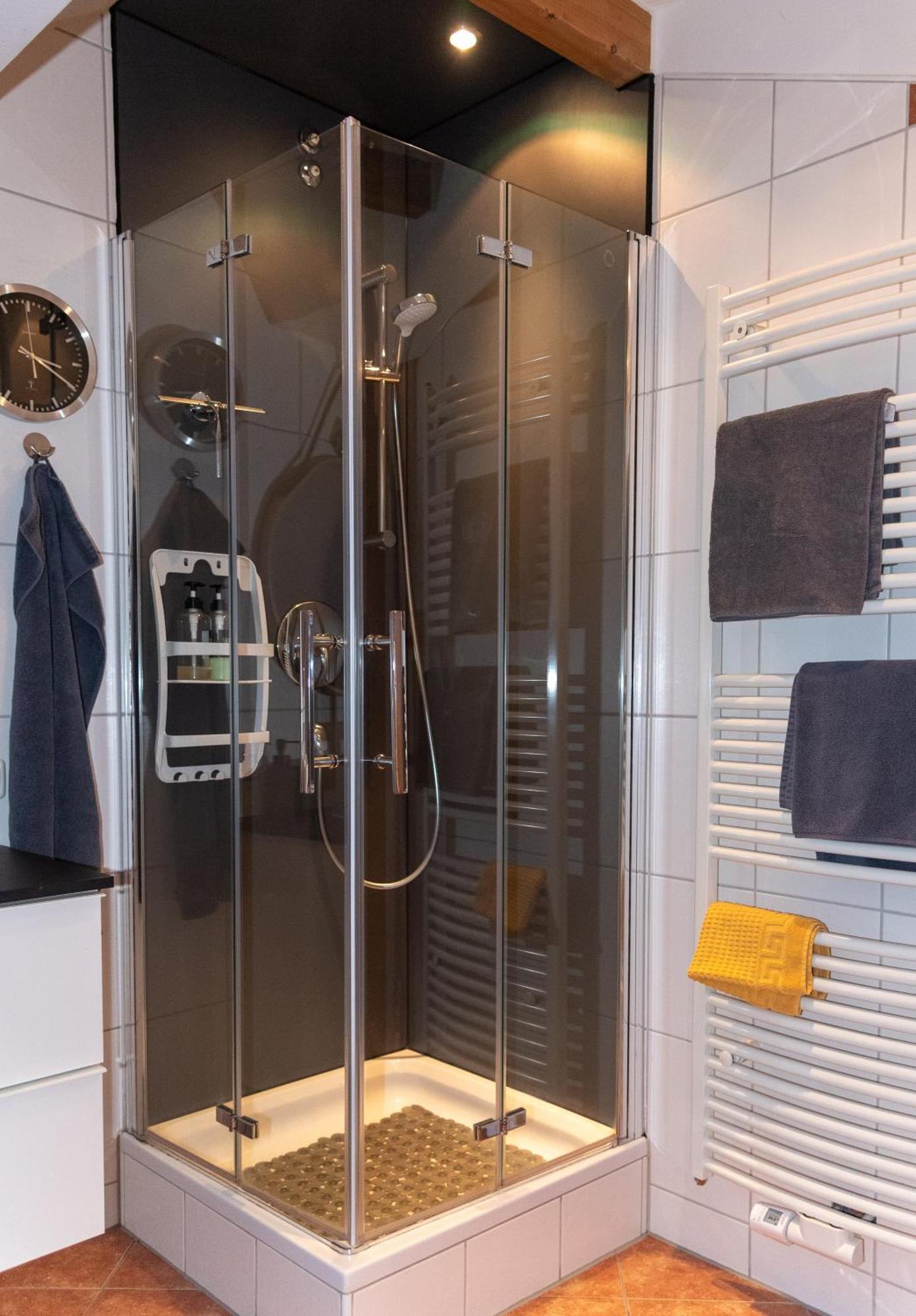 Moderne, Gemuetliche Dg-Wohnung In Ruhiger Lage Neunburg vorm Wald Luaran gambar