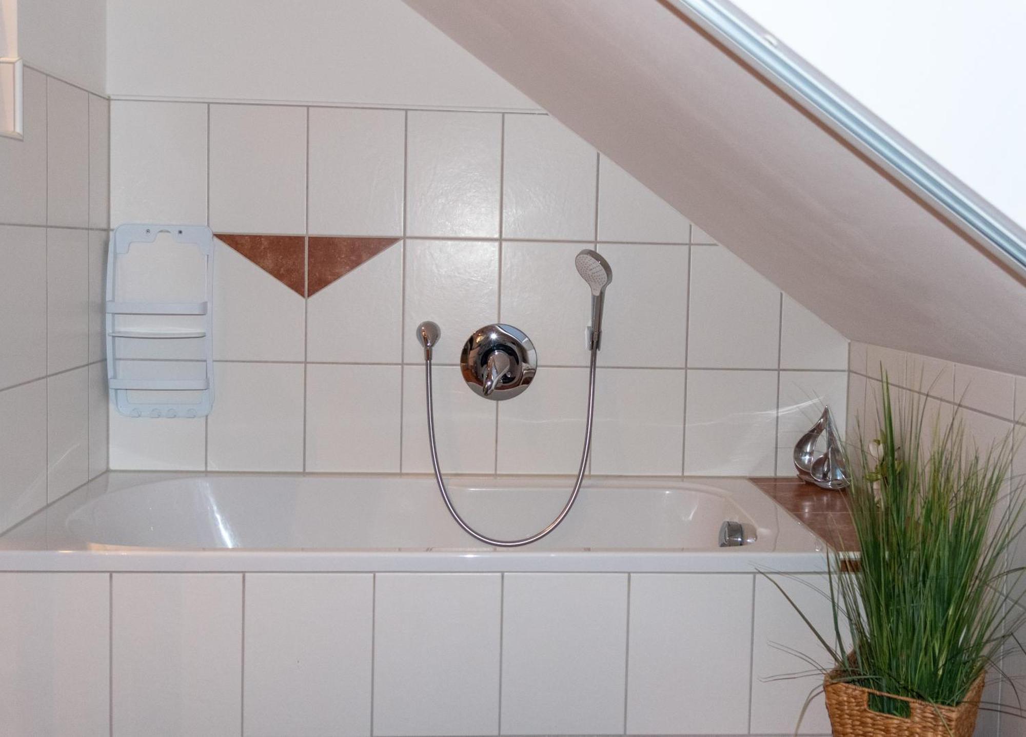 Moderne, Gemuetliche Dg-Wohnung In Ruhiger Lage Neunburg vorm Wald Luaran gambar